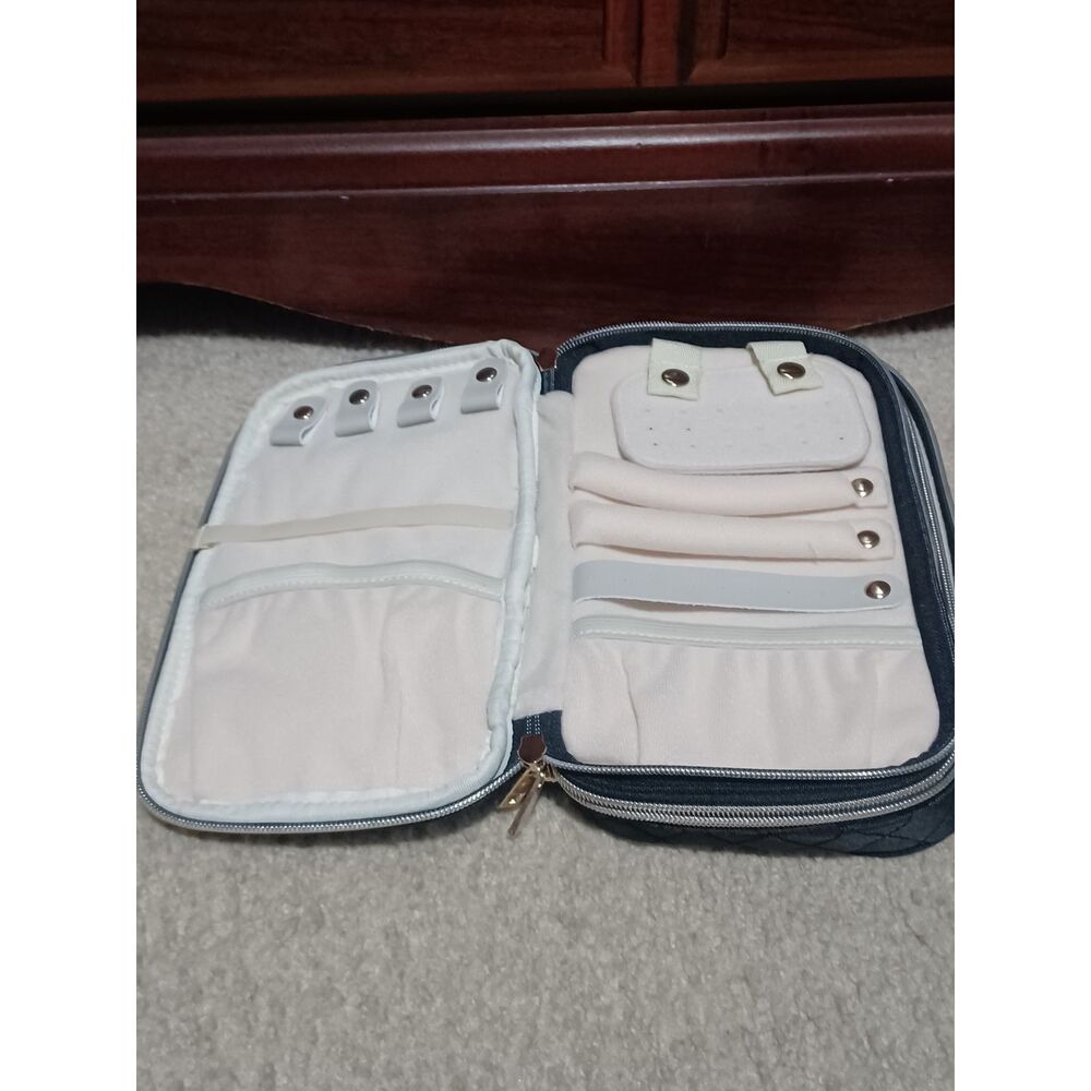 Black Quilted Travel Jewelry Case - Picture 3 of 4